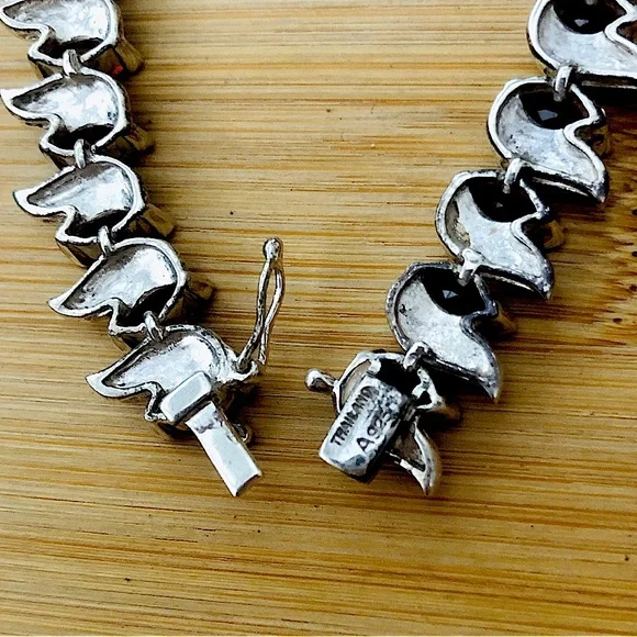 $118 Designer Garnet & Marcasite Estate Bracelet Sterling Marked A 925 THAILAND - Picture 8 of 8